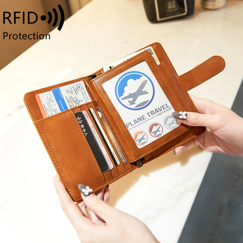 Custom Letters Travel Passport - огляд і ціна Travel Accessories Wallet