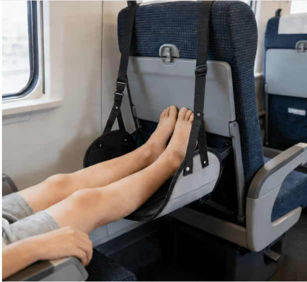 Adjustable footrest with N por - огляд і ціна Travel Accessories Long Haul
